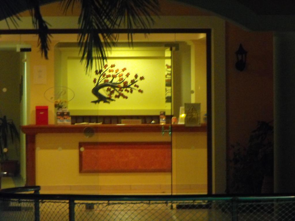 Perros Hotel Agios Stefanos Avliotes  Zewnętrze zdjęcie